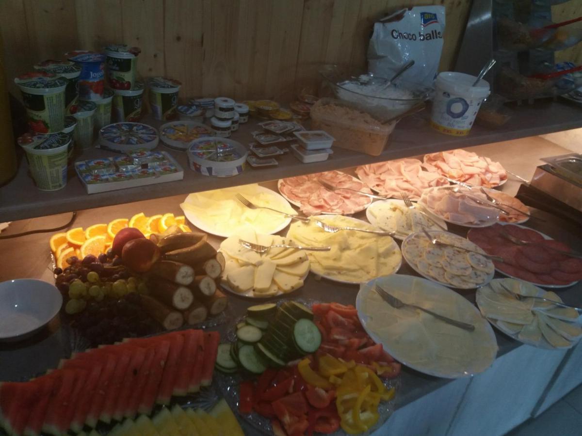Penzion Slunecnice Kurimska Nova Ves Bagian luar foto